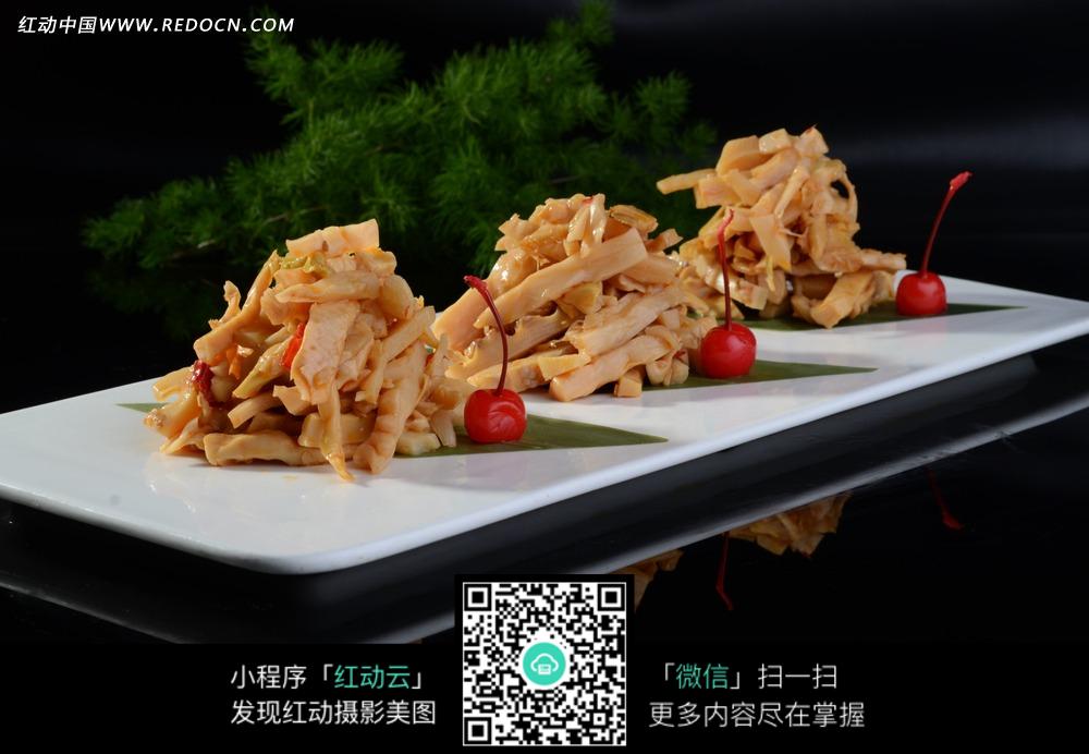 叶家社区“三步走”打造最美楼道:开云电竞官方网站(图4) 开云电竞官网